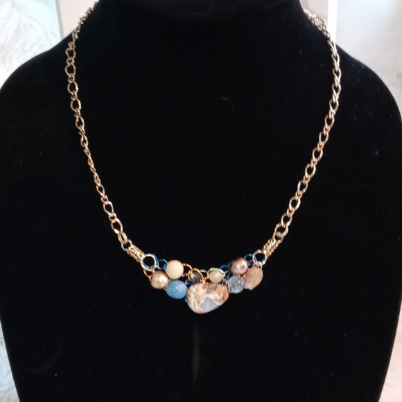 Gorgeous unique necklace - Picture 3 of 4